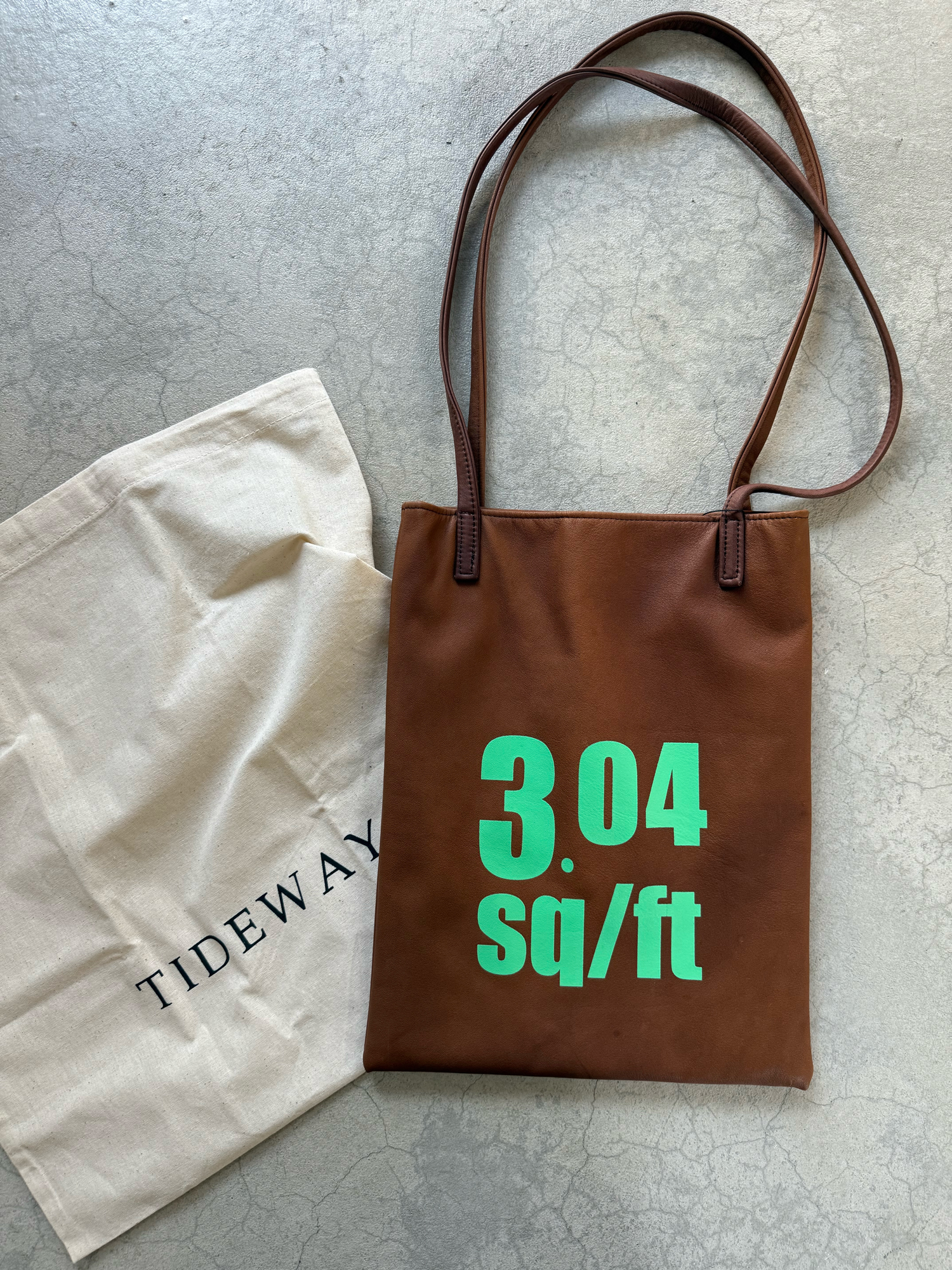 本革なのに6,600円!?TIDEWAYのエコレザートートが“おしゃれ好き”に刺さる理由